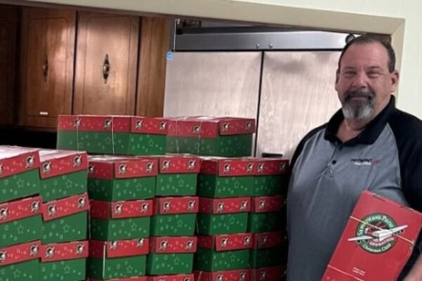 Tyler Union's Michael Kiser fulfills his 1000th Operation Christmas Child box