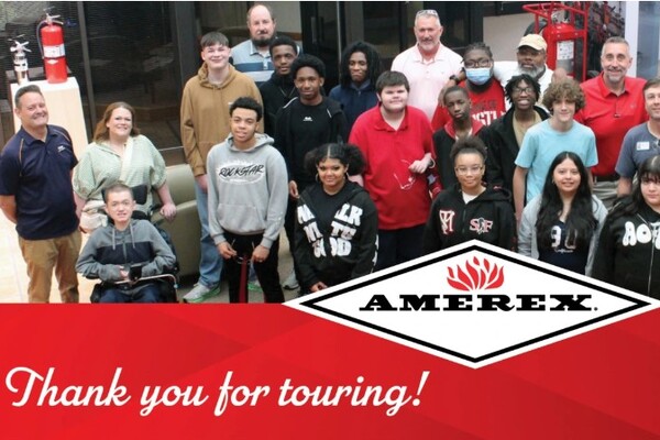 Students gain behind-the-scenes look at modern manufacturing