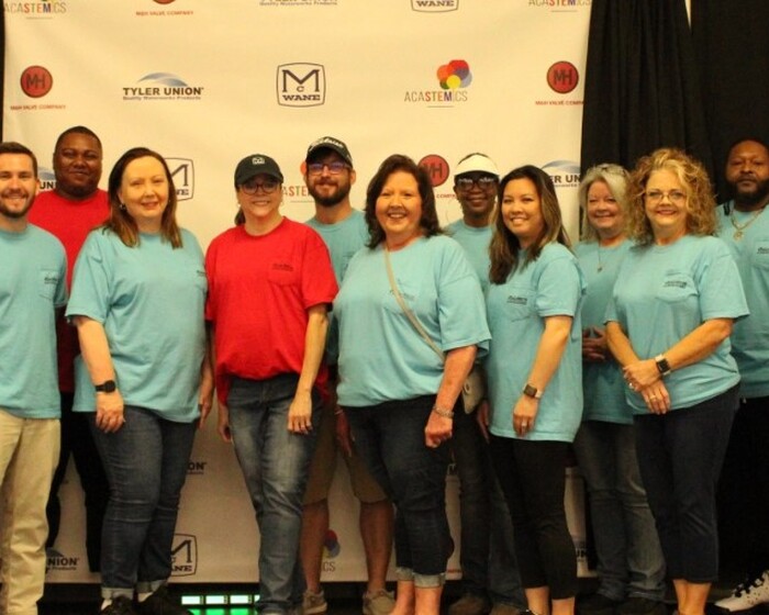 Volunteers from left to right: from L to R: Josh Gunning, Anthony Crook, Dylan McKee, Anthony Guy, Judith Harris, Stacy Engle, Bron Luker, Lynn Moore, Cher Smith, Kim Nguyen, Valerie Carter, Renea McGathy, Chevron Wallace, Denzel Stinson, Richard Boyd